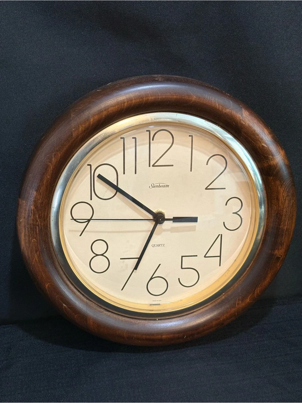vintage Mid century Modern 11” Sunbeam round wooden wall clock works!